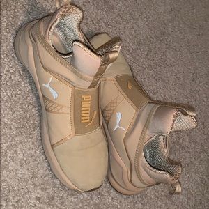 KYLIE JENNER PUMAS!!!